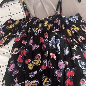 Insect Sleeve less Top